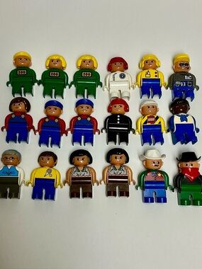 Lego Duplo Vintage Figures Lot Sheriff Bandit Cave Woman Engineers Zoo Keepers